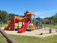 스트루어의 8인 홀리데이 홈