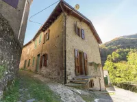 Mansion in Pescaglia Near Tuscan Coast Hotels near Chiesa dei Santi Pietro e Paolo