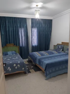 El Goulli Apartment Hotels in Harqalah