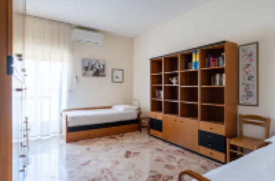 巴里的 Aurora 公寓