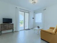 Le Conchiglie Apartments with Pool by Wonderful Italy Hotels in Pittulongu