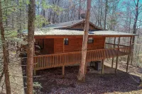 Into the Wild - 2 Bedrooms, 3 Baths, Sleeps 6 Home by RedAwning
