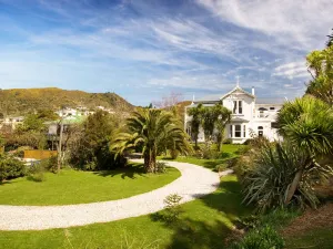 Sennen House Boutique Accommodation