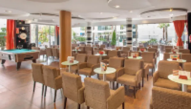 Hotel RH Royal - Recommend for Adults