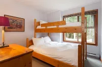 Treeline Townhome by Whistler Premier - 2-Star