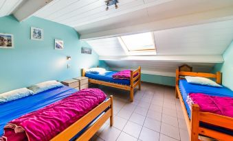 Stone Cottage with Sauna & Hot Tub Near Cave of Lorette in Rochefort