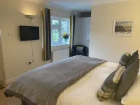 Aldercarr Hall Hotels in Attleborough