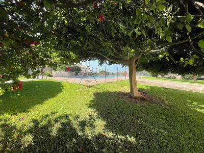 Lovely 2 Bedroom Apartment Near the Beach