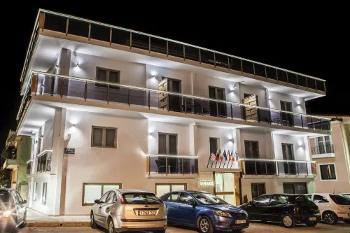 Anemos Rooms & Apartments