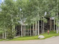 Aspenwood by Snowmass Vacations Hotel di Snowmass Village