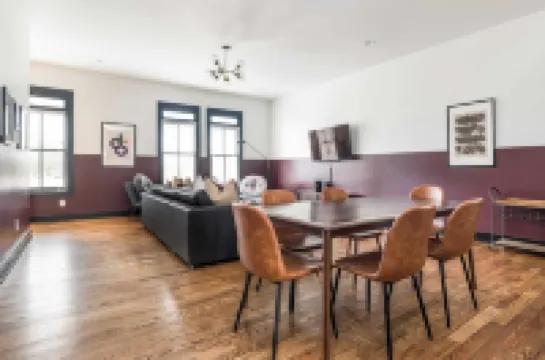 Linda by Avantstay Lovely 4Br Condo in Heart of Nashville