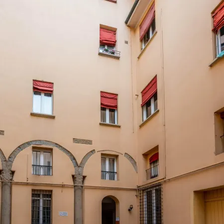 Santo Stefano Elegant Apartment by Wonderful Italy