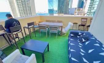 Bollywood Beach Hostel