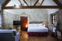 Kingston Country Courtyard Hotels in Kingston