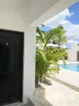 The White Rock Hotel BB - Pools