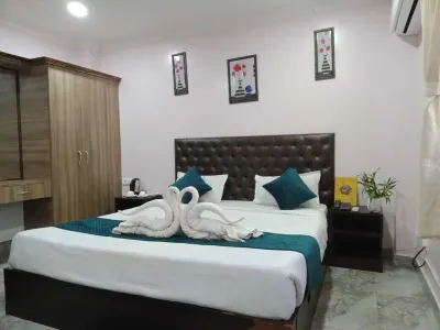 Hotel Pigeons Nest Hotels near Veer Savarkar International Airport