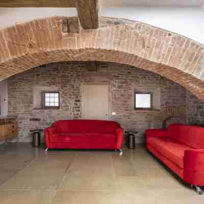 Numa Florence Felice Others