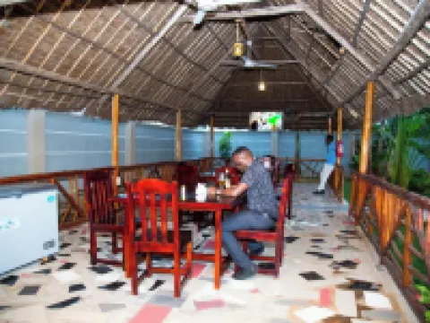 Joleen Safari Park Hotels in Temeke