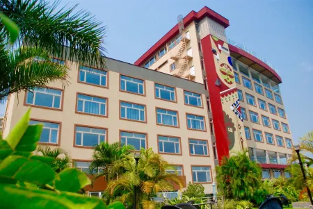 Kiriri Garden Hotel Отели в г. Бужумбуре