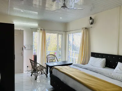 In Apple Estate Kanatal - Himalayan View Resort with Courteous Staff Hotels in Chamba