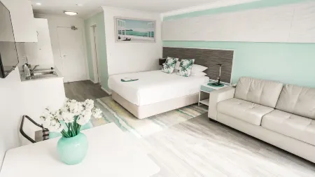 Terrigal Pacific Coastal Retreat Отели в г. Копакабана