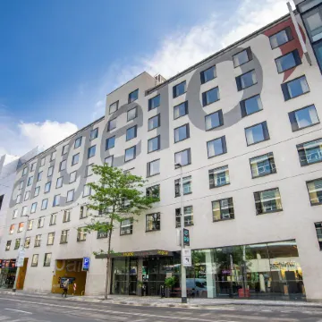 Orea Hotel Angelo Praha Отели рядом с достопримечательностью «Прага 06»