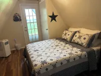 Cherokee Cabin Renovated - Cliff & Lake Views - Cave Run Lake & Red River Gorge فنادق في Menifee County