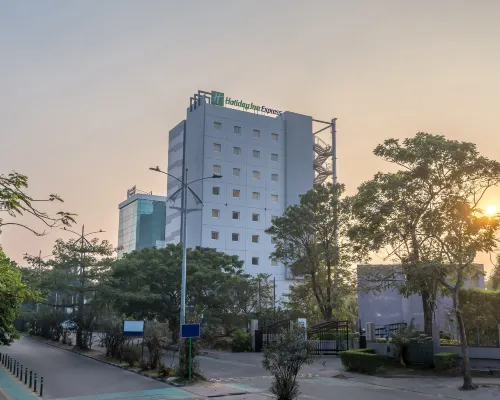 Holiday Inn Express KOLKATA NEW TOWN by IHG Hotels near NUJS