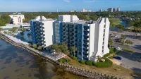 Tranquil Bay View Retreat with Serene Outdoor Space Отели в г. Мирамар-Бич