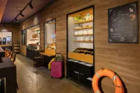 南安普敦 Moxy 飯店 - 早餐