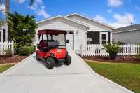 Golf Cart and Modern Amenities Included - Stylish Tranquil Retreat