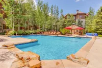 Spruce Tree Lodge #202