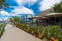 Open-Plan Living and Cozy Patio - Gorgeous Spacious Townhome Hotels in Cocoa West