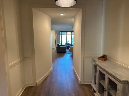 Updated Keowee Key Condo, Close to Clemson