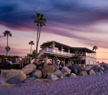 Ocean Views and Outdoor Spa - Beautiful Coastal Retreat