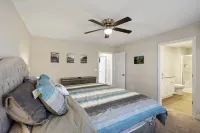 The Elm at Ducks Landing Hotels in Aberdeen