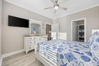 Expansive Deck and Hot Tub with Scenic Views - Stunning Coastal Haven