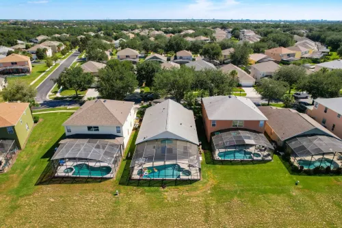 Fun-Filled Game Rooms and Private Pool - Amazing Family Retreat