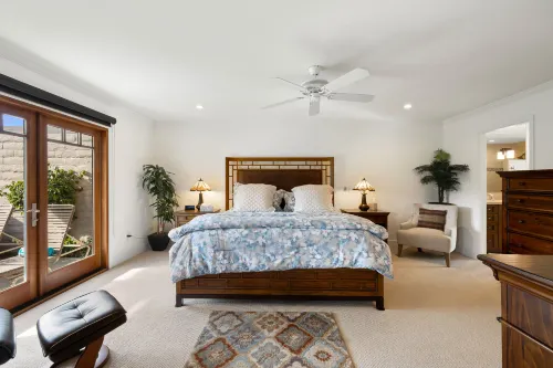 Luxury Golf Course Retreat in Indian Wells - Mountain view