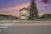 Downtown Boyne City charmer with stunning Lake Charlevoix and Boyne River views. Hotels in Boyne City