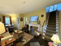 Charming cottage close to Juniata College overlooking historic Huntingdon