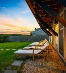 Luxury Waterfront Home & Boat Dock Walk to Beach