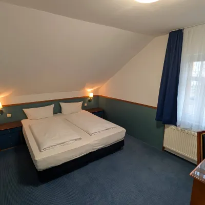 Hotel am Bayrischen Platz Отели рядом с достопримечательностью «Зюдфорштадт»