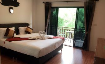 Hugpua Hotel