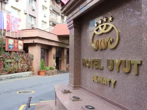 Hotel UYUT УЮТ Almaty