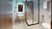 How Inn Hotel