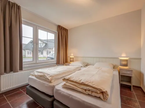 Restyled Villa with Washing Machine Near River Moselle