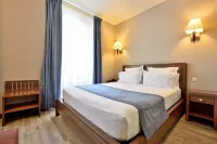 Hotel Capitole Hotels in La Turbie