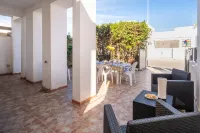 PRIVATE VILLA WITH Wi-Fi, PARKING AND AIR CONDITIONING