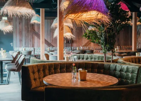 Villa in Netherlands with Private Pool Отели в г. Барневелд